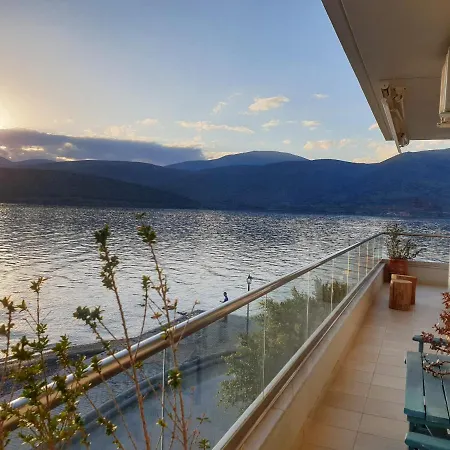 Apartment Boho House In Itea-delphi *